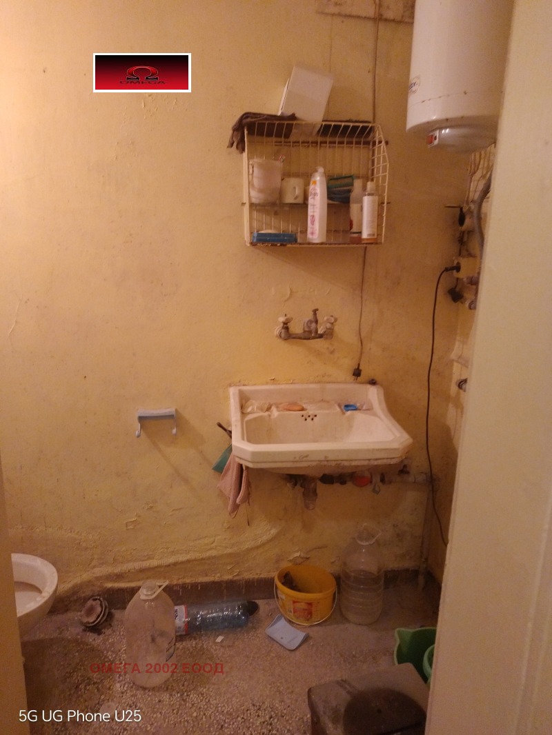 Продава  2-стаен град Русе , Здравец , 55 кв.м | 39701318 - изображение [2]