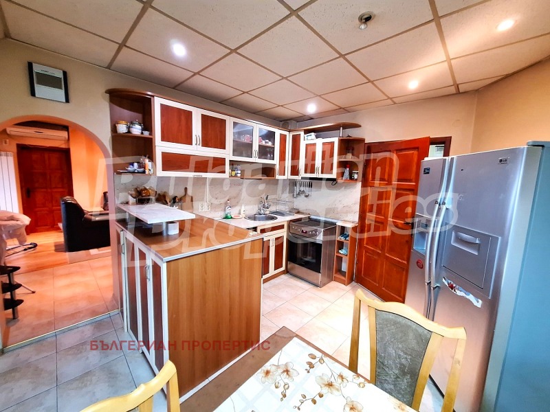 Продава 4-СТАЕН, гр. Велико Търново, Картала, снимка 2 - Апартаменти - 53424389