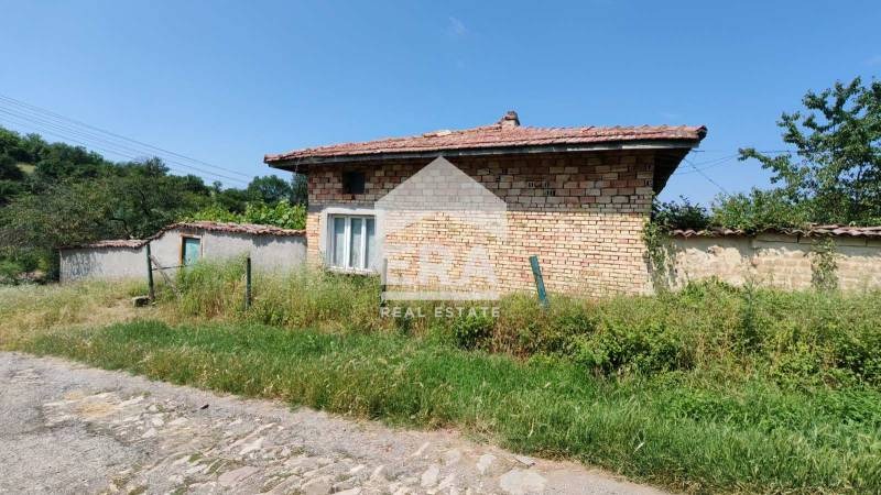 Продава  Къща област Търговище , с. Моравка , 136 кв.м | 35572784 - изображение [3]