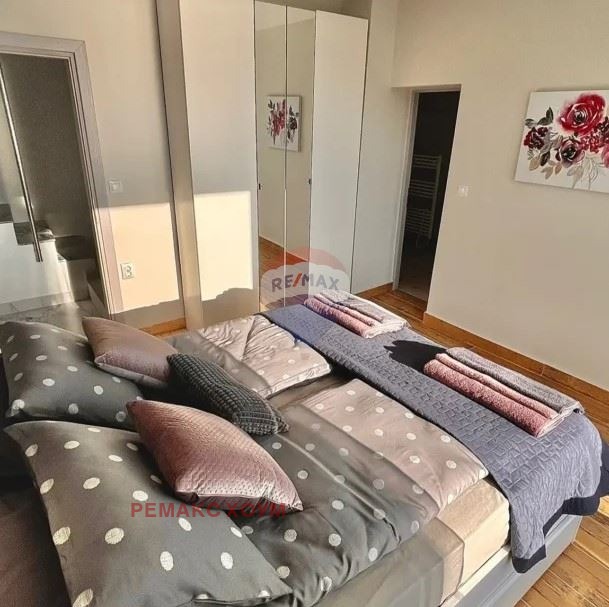 Продава КЪЩА, гр. Балчик, област Добрич, снимка 10 - Къщи - 52155158