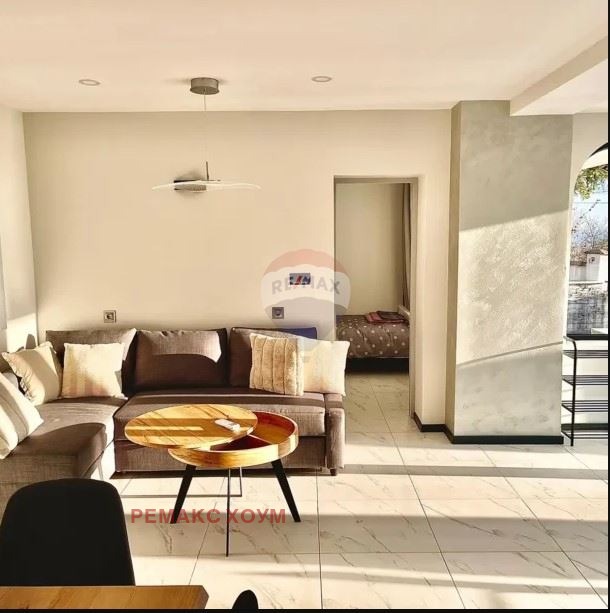 Продава КЪЩА, гр. Балчик, област Добрич, снимка 3 - Къщи - 52155158