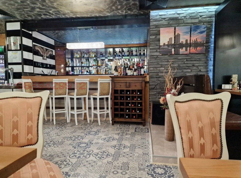 Продава  Заведение област Пловдив , гр. Карлово , 315 кв.м | 79607799 - изображение [2]