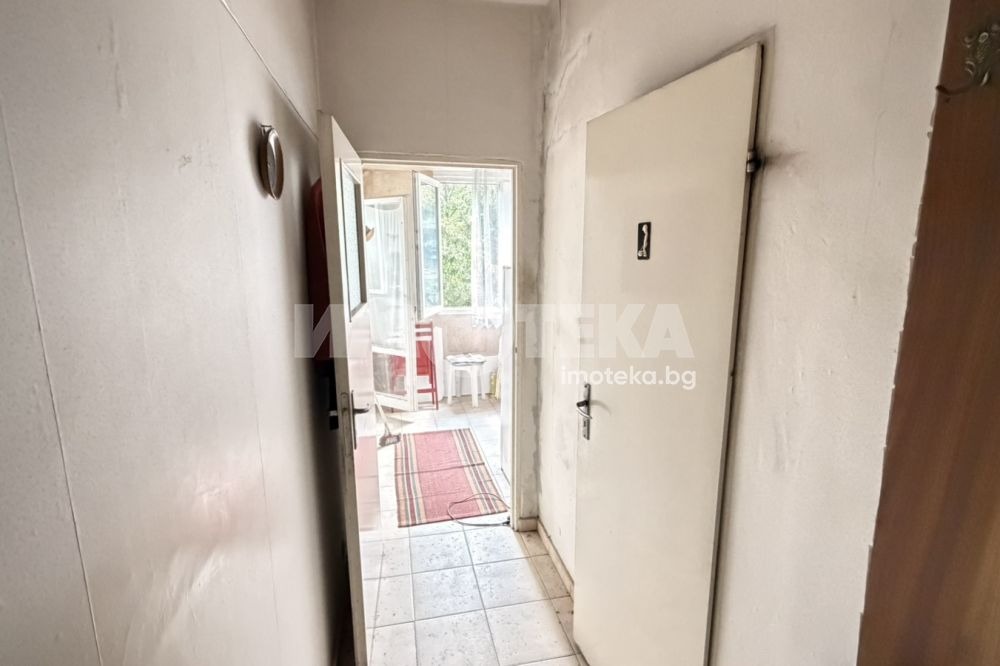 Продава 1-СТАЕН, гр. София, Люлин 6, снимка 11 - Апартаменти - 55898952