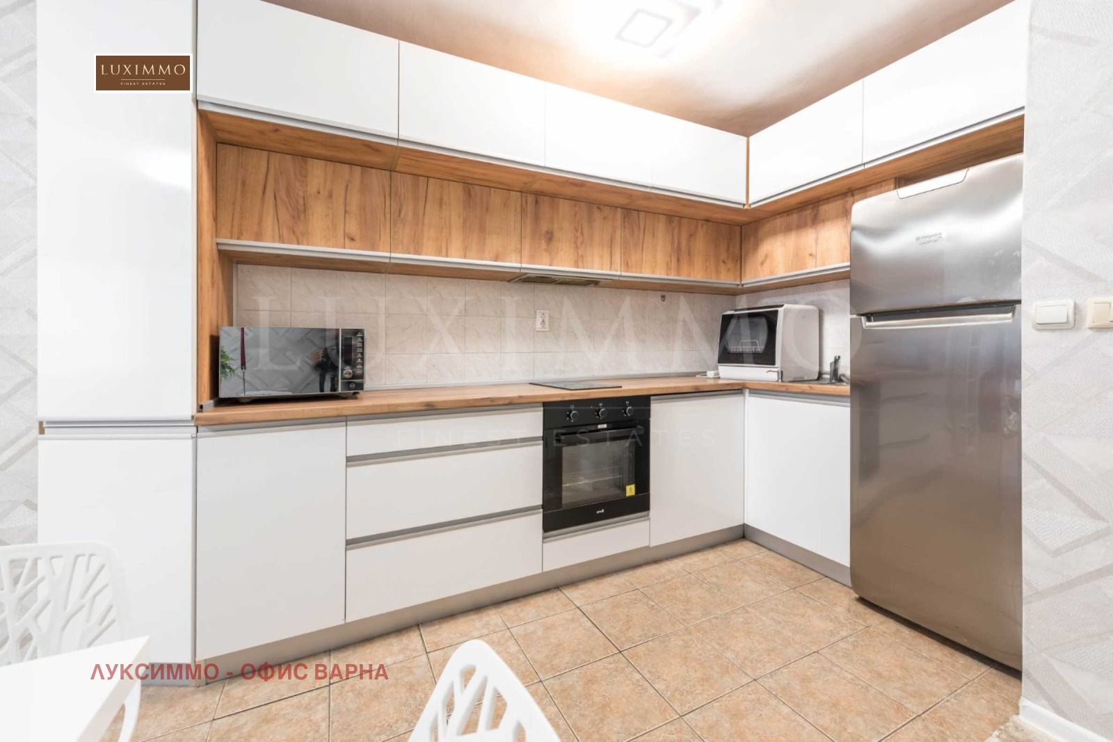 Продава 3-СТАЕН, гр. Варна, Окръжна болница-Генерали, снимка 9 - Апартаменти - 53696370