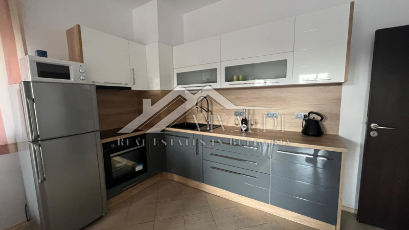 Продава 3-СТАЕН в град Варна, к.к. Златни пясъци - 105 кв.м / 155 000 € » 303 153.65 лв., ВИВАЛДИ РИЪЛ ЕСТЕЙТ