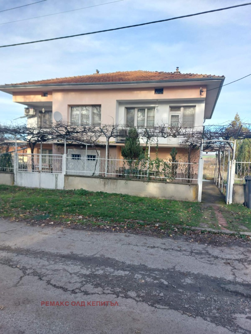Продава КЪЩА в област Велико Търново, с. Мирово - 200 кв.м / 88 000 € » 172 113.04 лв., РЕМАКС ОЛД КЕПИТЪЛ