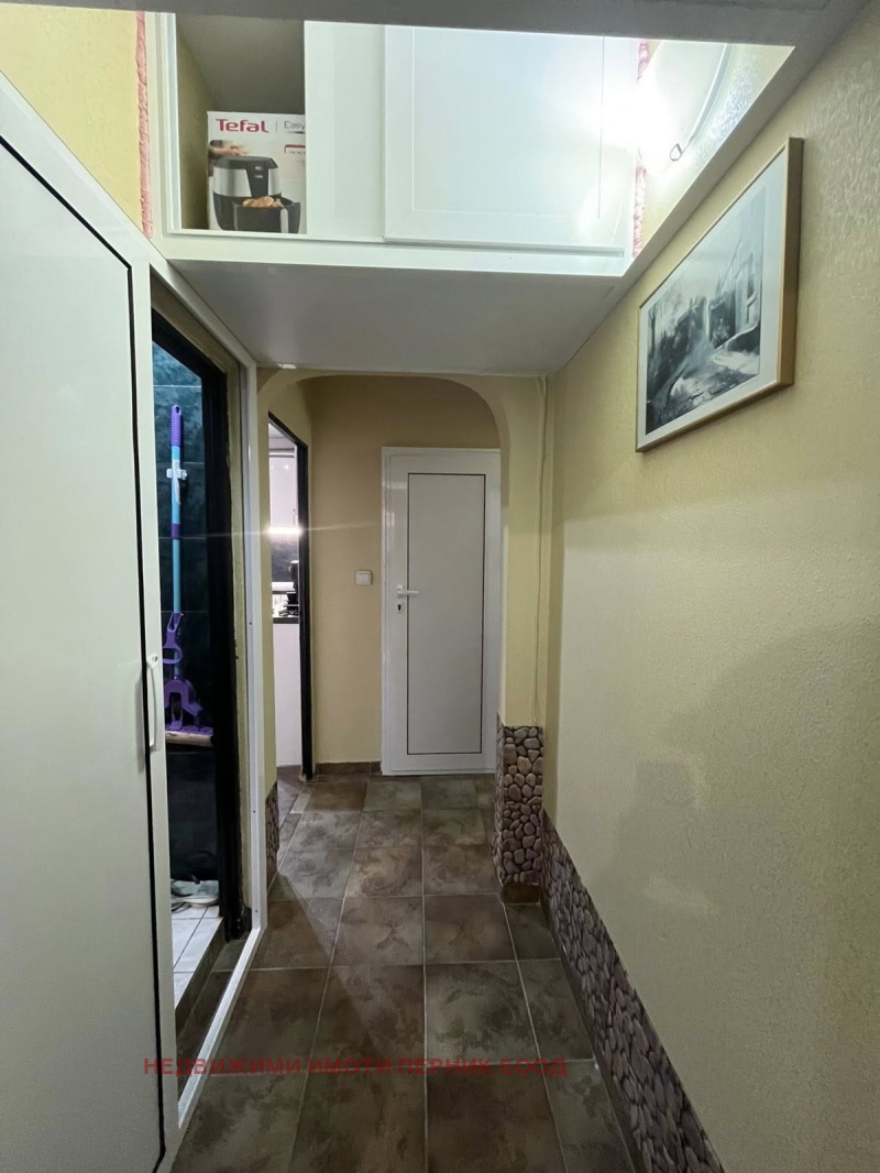 Продава  3-стаен област Перник , гр. Радомир , 84 кв.м | 59090174 - изображение [7]