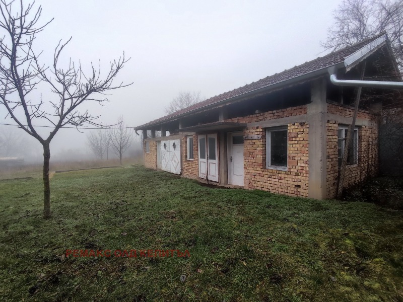 Продава КЪЩА, с. Мирово, област Велико Търново, снимка 13 - Къщи - 53507491