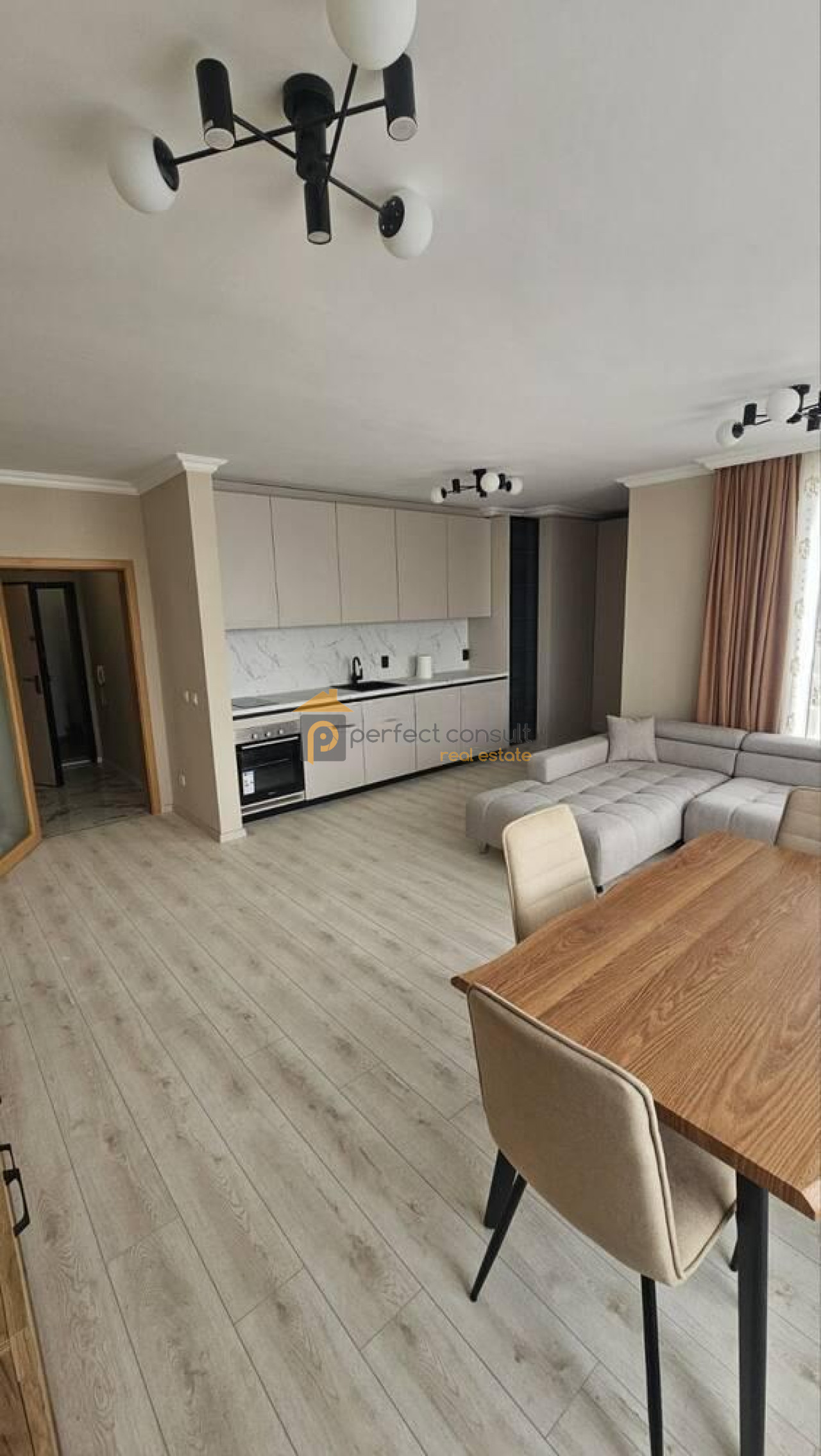 Продава 2-СТАЕН, гр. Пловдив, Кършияка, снимка 2 - Апартаменти - 47981493