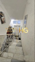 Продава ЕТАЖ ОТ КЪЩА, град Варна, Виница • 331520 € / 648396.76 лв. • 92732459 8