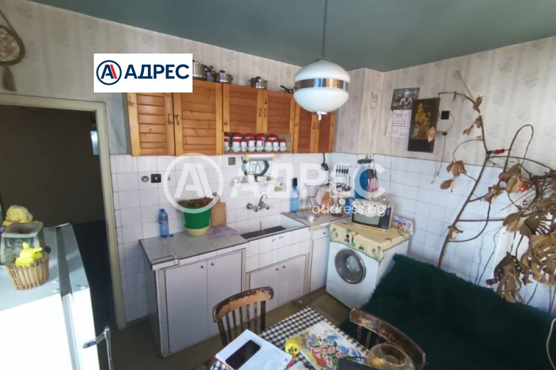 Продава 2-СТАЕН в град Разград, Център - 69 кв.м / 70 000 € » 136 908.10 лв., АДРЕС