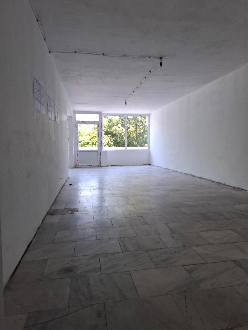Продава  2-стаен град София , Люлин 10 , 145 кв.м | 86405101 - изображение [2]