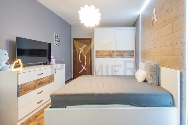 Till salu  3 sovrum Sofia , Knjajevo , 200 kvm | 57551344 - bild [10]