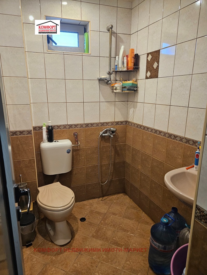 Продава  Етаж от къща град Плевен , Мара Денчева , 100 кв.м | 44471490 - изображение [11]