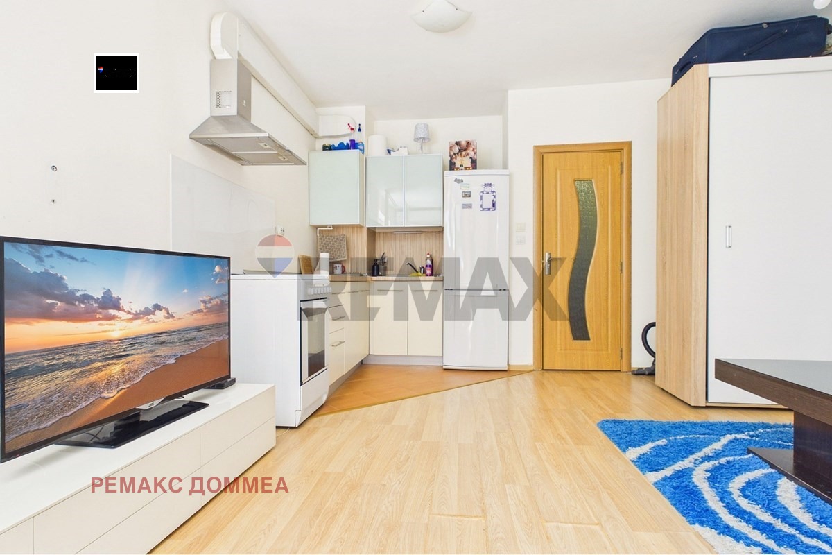 Продава 2-СТАЕН, гр. Варна, Левски 1