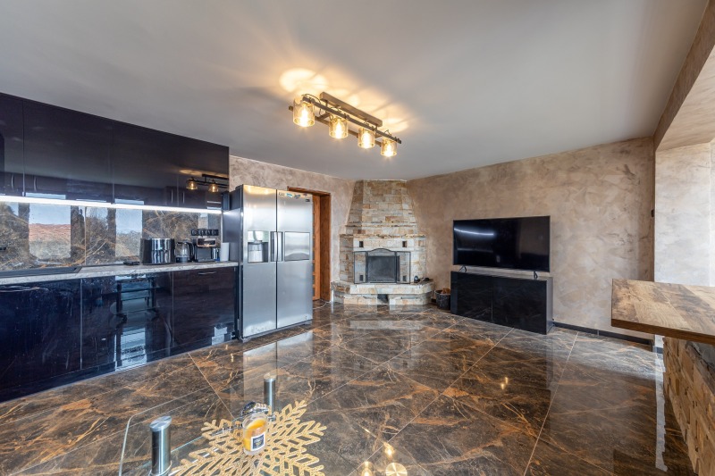 Продава КЪЩА в град Варна, Виница - 326 кв.м / 529 000 € » 1 034 634.07 лв., ЕС ПРОПЪРТИС