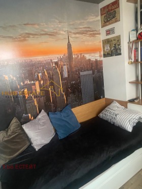 2 slaapkamers Tsentar, Dobritsj