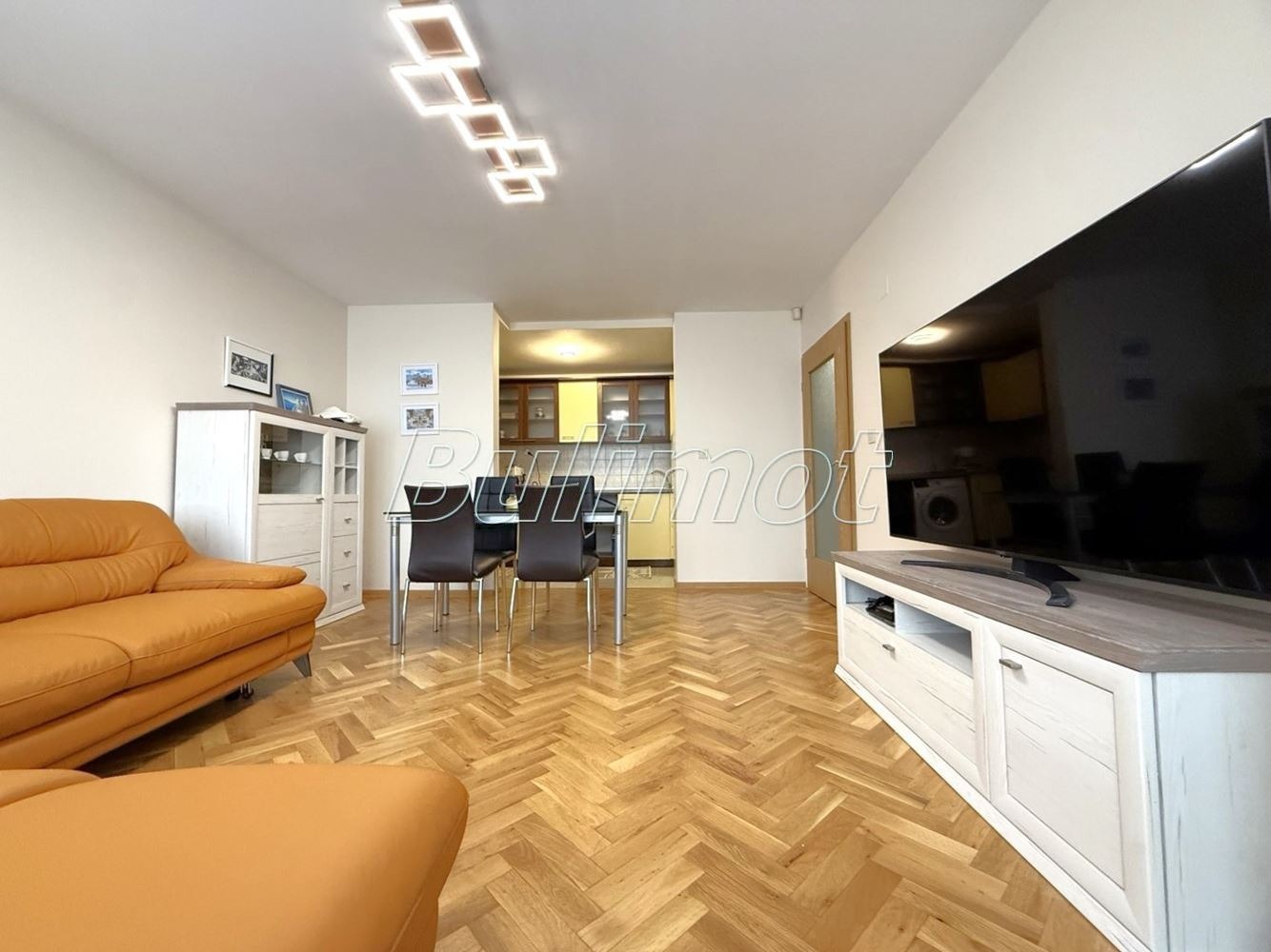Продава 2-СТАЕН, гр. Варна, м-т Салтанат, снимка 2 - Апартаменти - 50266346