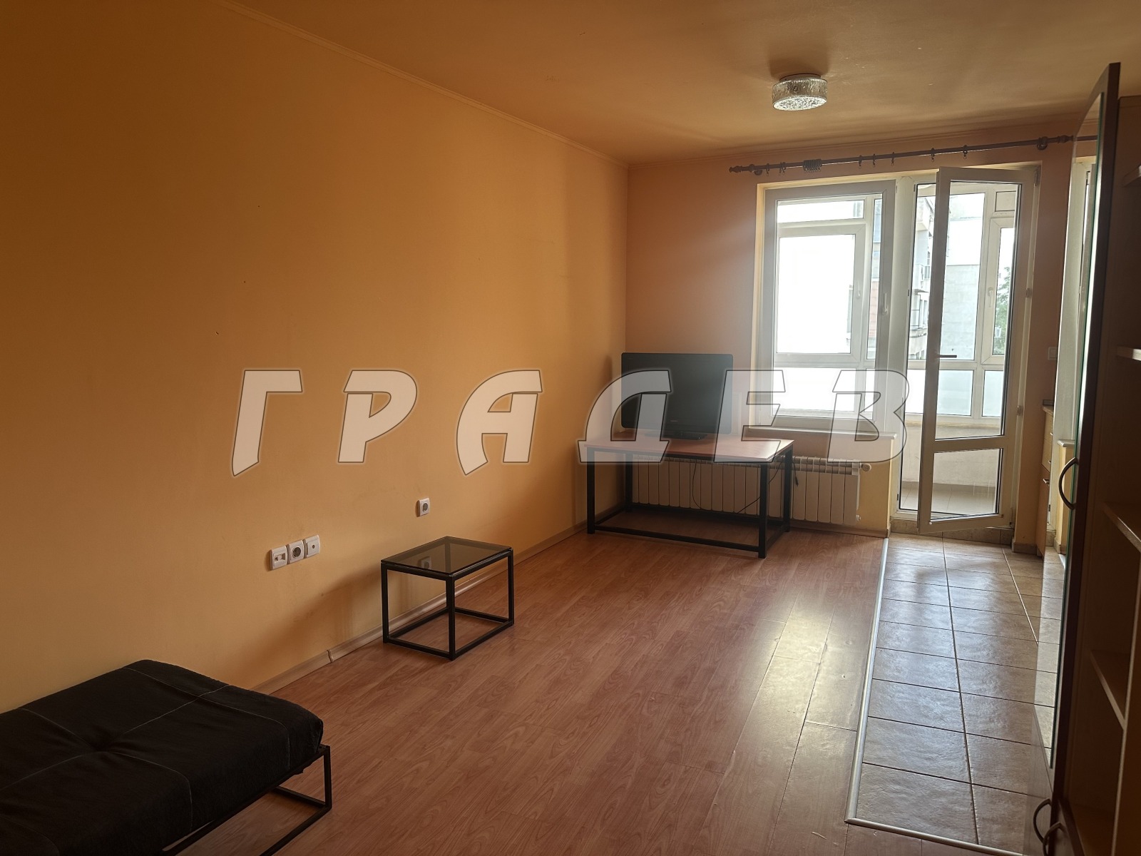 Продава 2-СТАЕН, гр. Русе, Център, снимка 2 - Апартаменти - 56159867