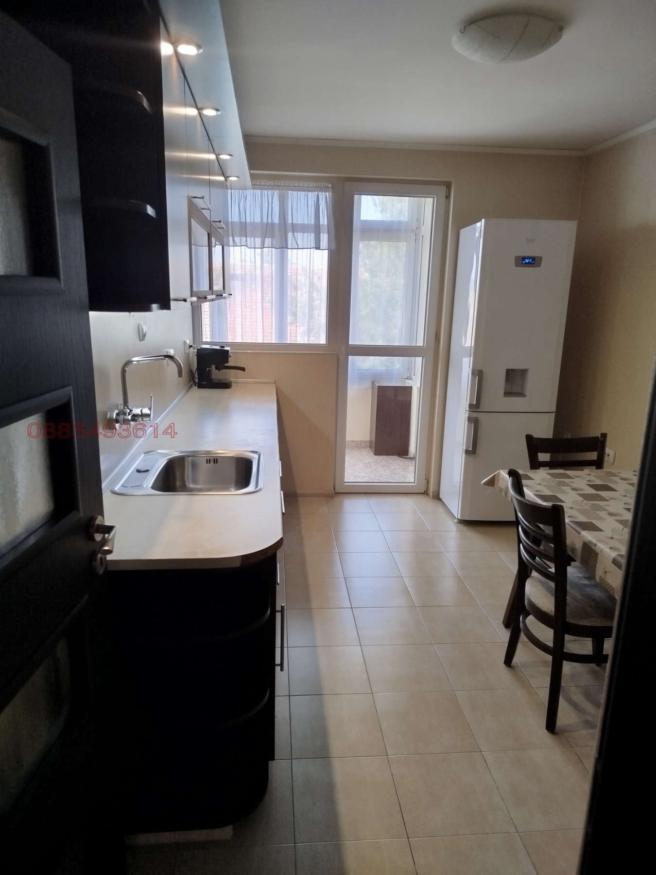 Продава МНОГОСТАЕН, гр. Свищов, област Велико Търново, снимка 3 - Апартаменти - 55800386