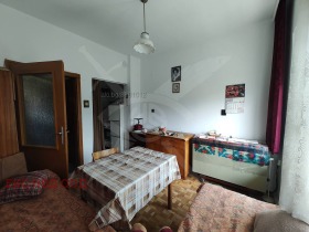 3+ Schlafzimmer Asenowgrad, region Plowdiw 6