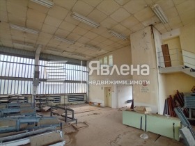 Industribygning Vievo, region Smolyan 2