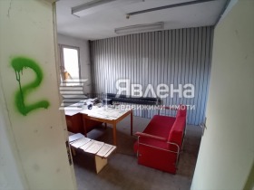 Industribygning Vievo, region Smolyan 6