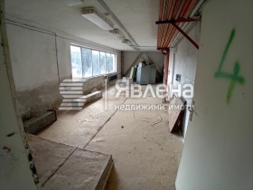 Industribygning Vievo, region Smolyan 8