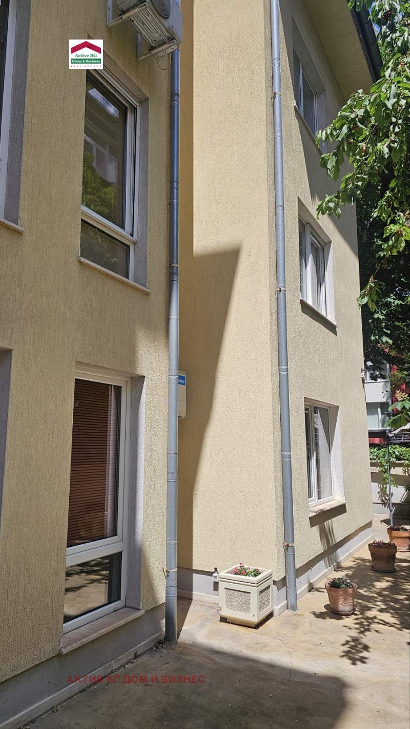 In vendita  3+ camere da letto Sofia , Tsentar , 216 mq | 57875659