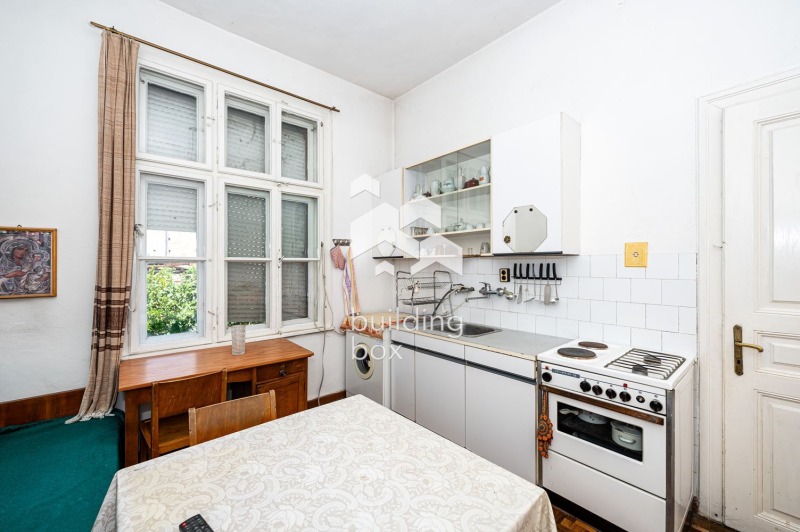 Продава ЕТАЖ ОТ КЪЩА, гр. Асеновград, област Пловдив, снимка 2 - Етаж от къща - 52415968