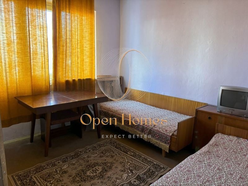 For Sale  2 bedroom Plovdiv , Izgrev , 90 sq.m | 12974759 - image [2]