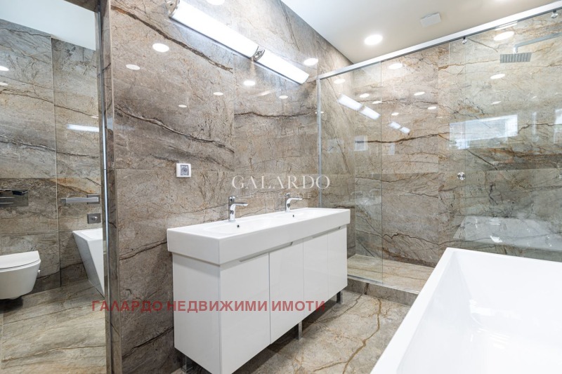 Na prodej  Dům Sofia , Bojana , 452 m2 | 33218982 - obraz [12]