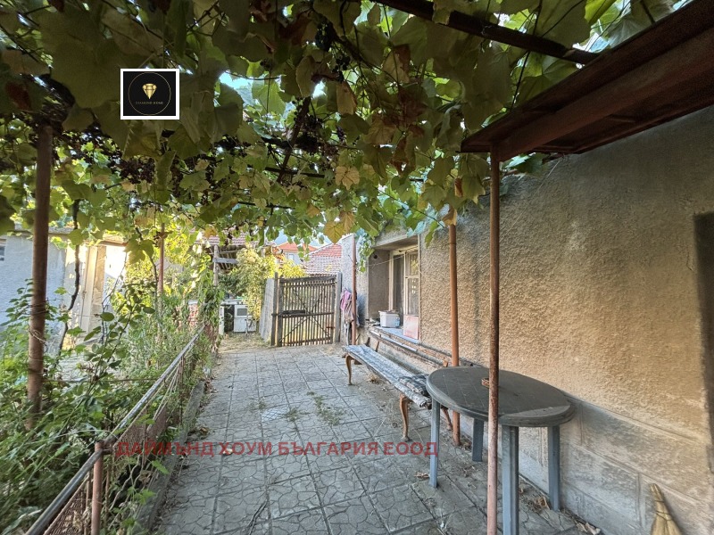 Til salg  Hus region Plovdiv , Novakovo , 200 kvm | 62120575 - billede [13]