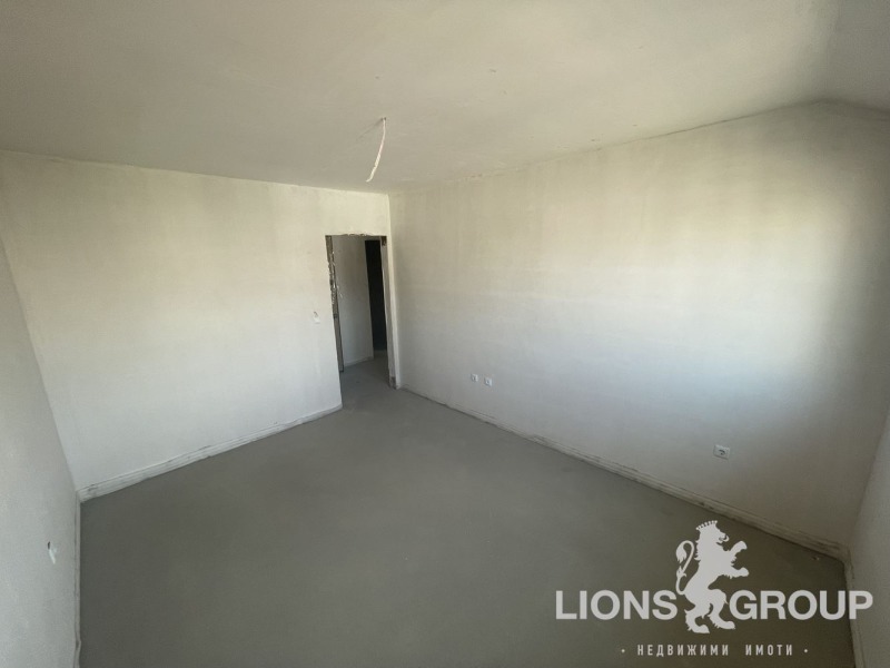 Продава 3-СТАЕН, гр. Варна, Бриз, снимка 2 - Апартаменти - 52409550