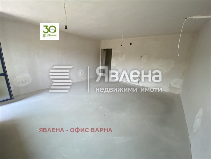Продава 3-СТАЕН, гр. Варна, Централна поща