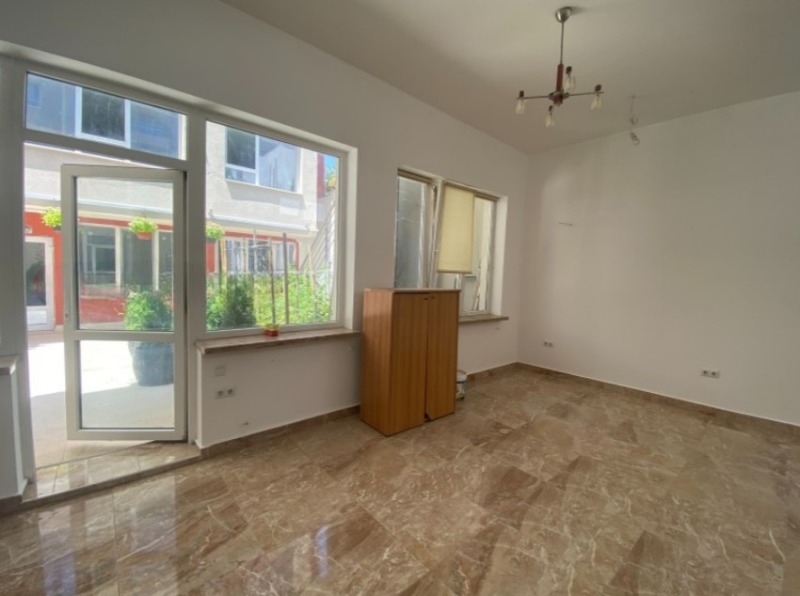 Na prodej  Kancelář Sofia , Centar , 40 m2 | 75082984