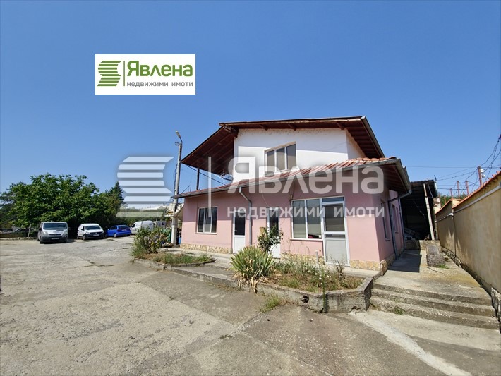 Продава ПРОМ. ПОМЕЩЕНИЕ, гр. Луковит, област Ловеч, снимка 4 - Производствени сгради - 52764130