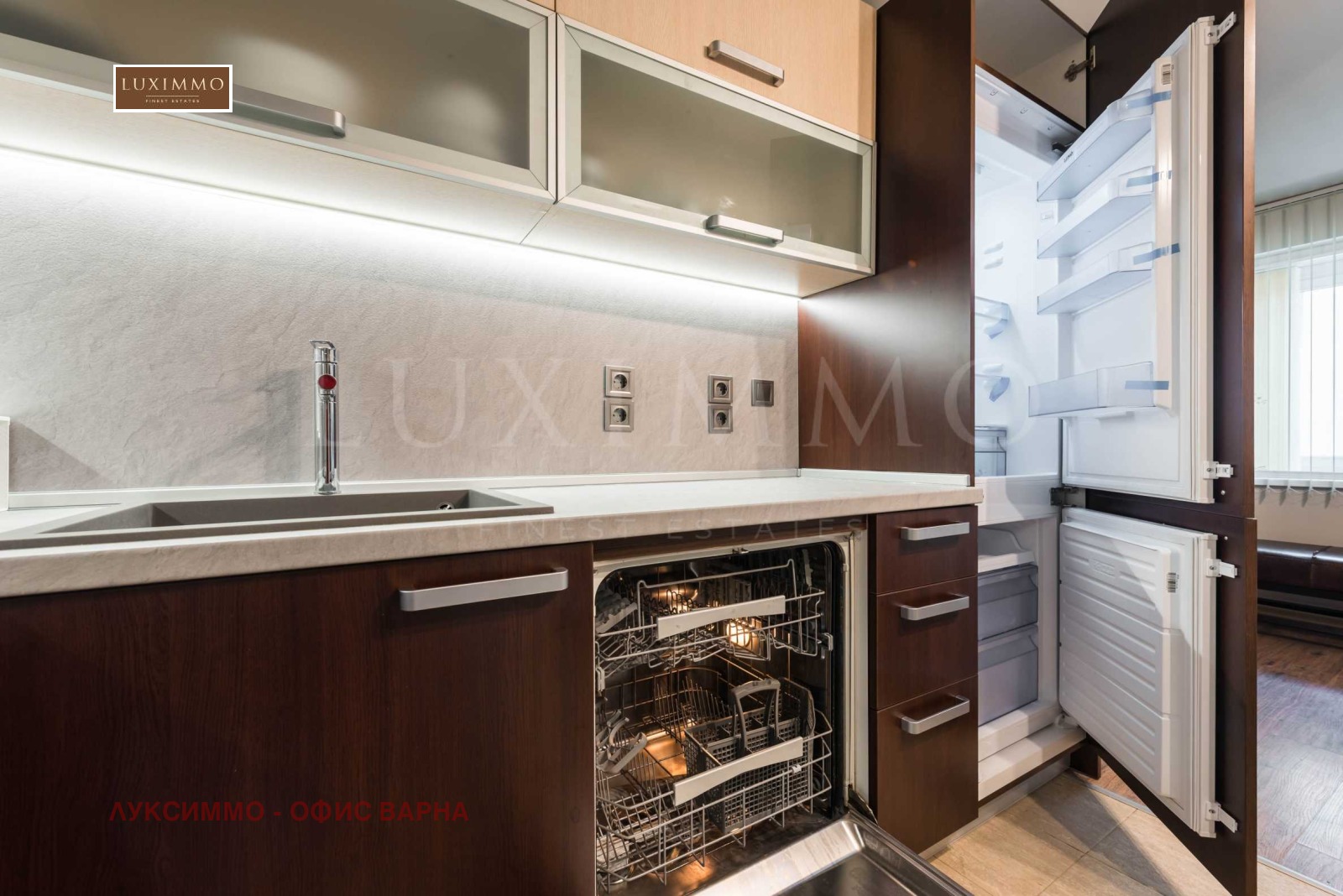 Продава 3-СТАЕН, гр. Варна, Център, снимка 11 - Апартаменти - 55312240