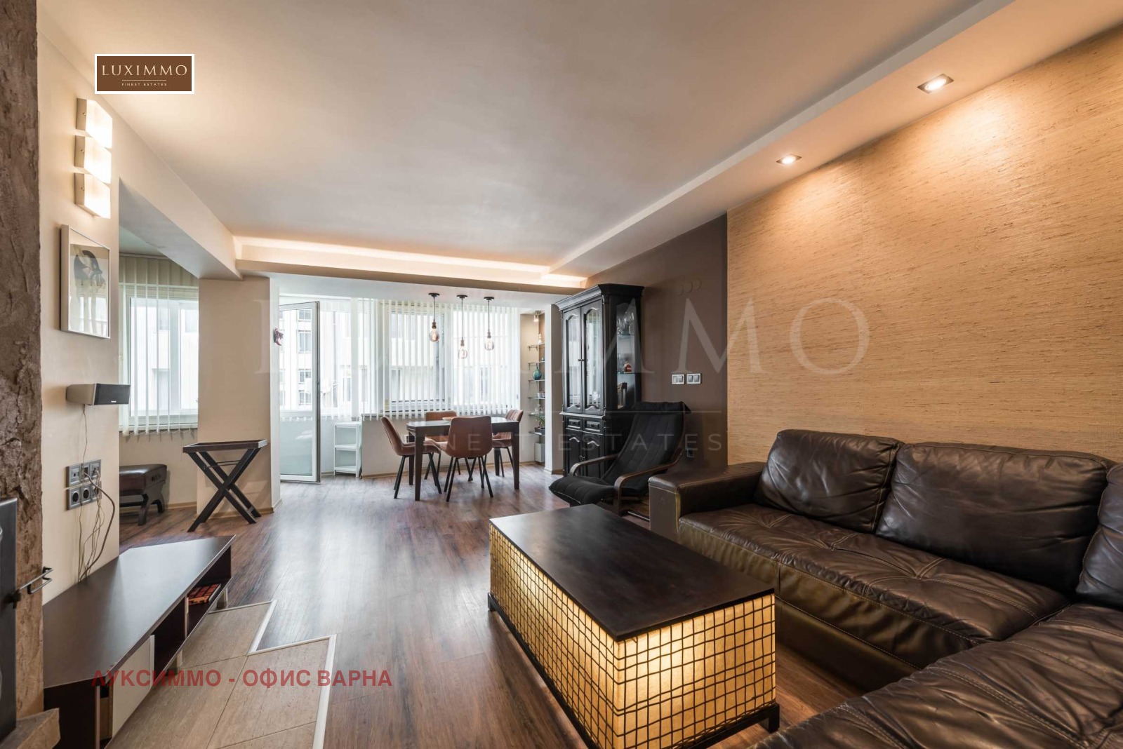 Продава 3-СТАЕН, гр. Варна, Център, снимка 2 - Апартаменти - 55312240