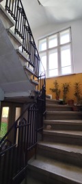 Продава 4-СТАЕН, град София, Център • 335000 € • 77610895 — Holmes.bg