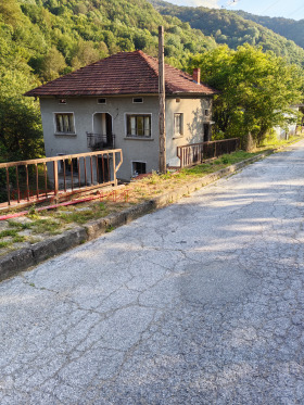 Hus Teteven, region Lovech