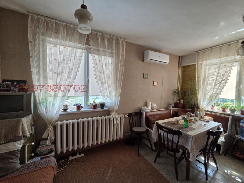 Продава 3-СТАЕН, гр. Разград, Център, снимка 3 - Апартаменти - 52782340