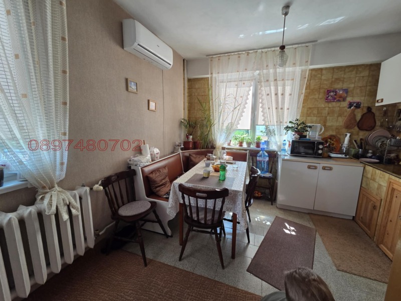 Продава 3-СТАЕН, гр. Разград, Център, снимка 5 - Апартаменти - 52782340