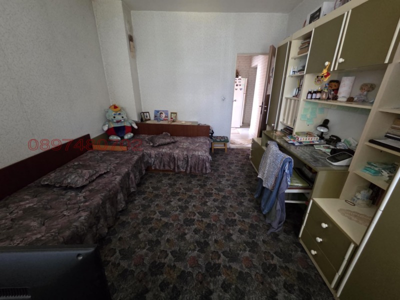 Продава 3-СТАЕН, гр. Разград, Център, снимка 2 - Апартаменти - 52782340