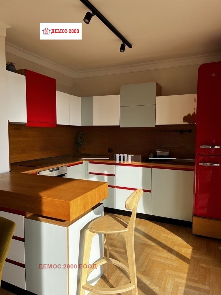 Продава  3-стаен град Варна , Бриз , 105 кв.м | 28817371