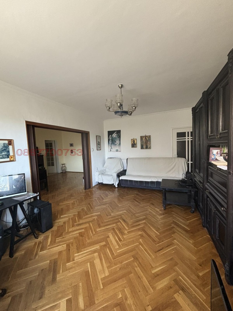 Till salu  3 sovrum Sofia , Krasno selo , 120 kvm | 78390443 - bild [2]