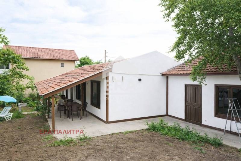 Продава КЪЩА, с. Каменар, област Бургас