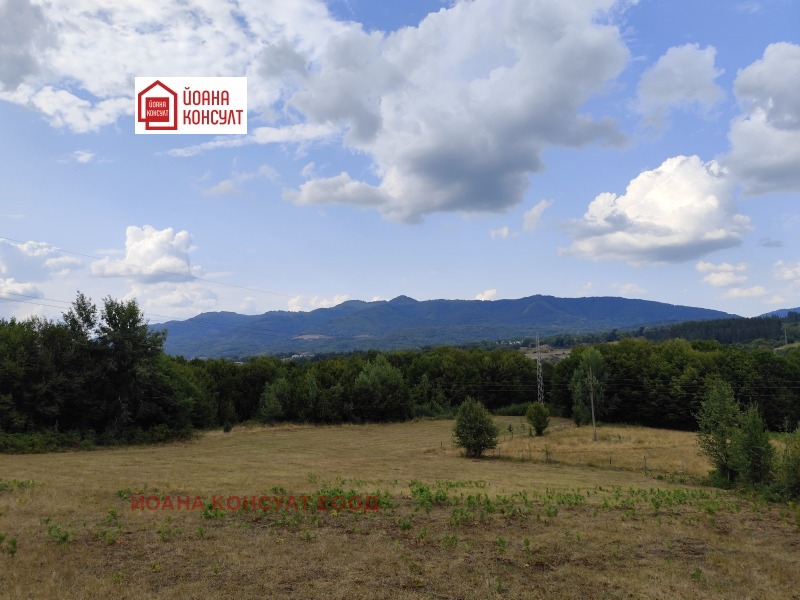 Продава ПАРЦЕЛ, област Ловеч, гр. Априлци • 100000 лв. • 37094582 — Holmes.bg