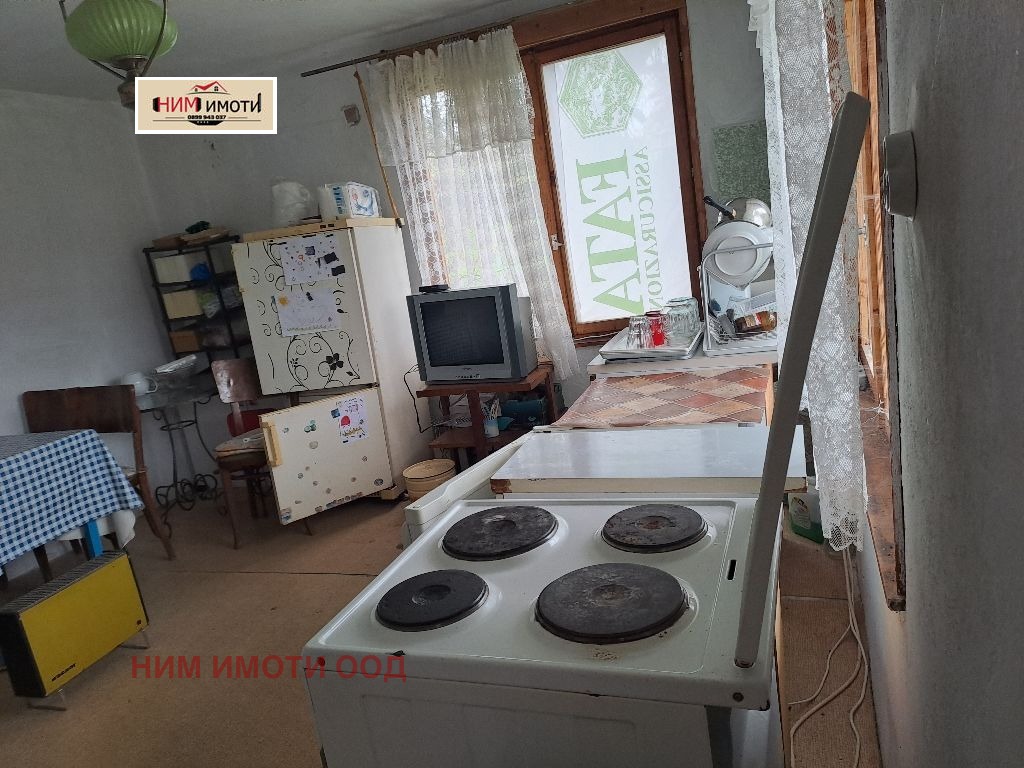 Продава КЪЩА, с. Бабинска река, област Кюстендил, снимка 12 - Къщи - 53887340