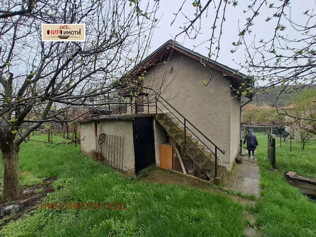 Продава КЪЩА, с. Бабинска река, област Кюстендил, снимка 16 - Къщи - 53887340